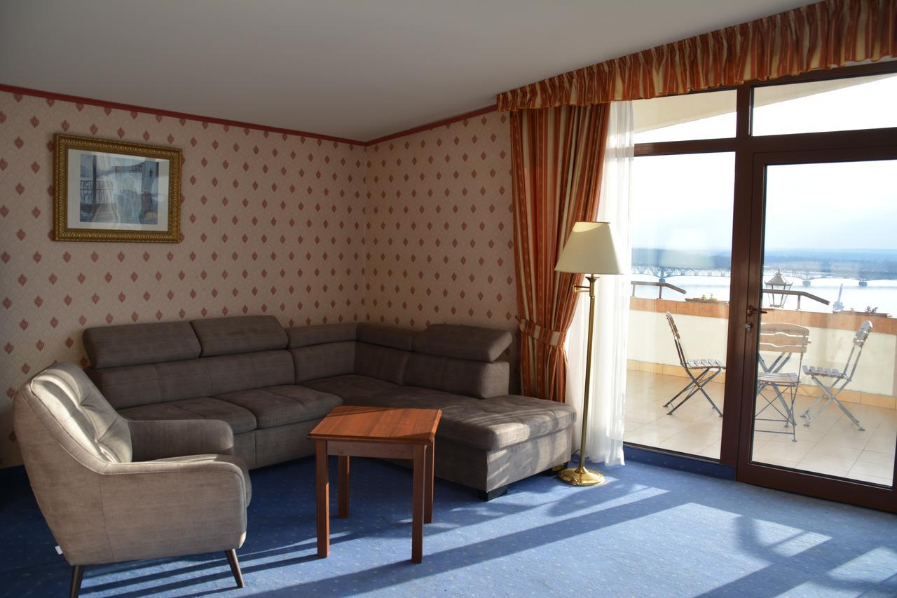 Hotel Starzynski Płock Esterno foto